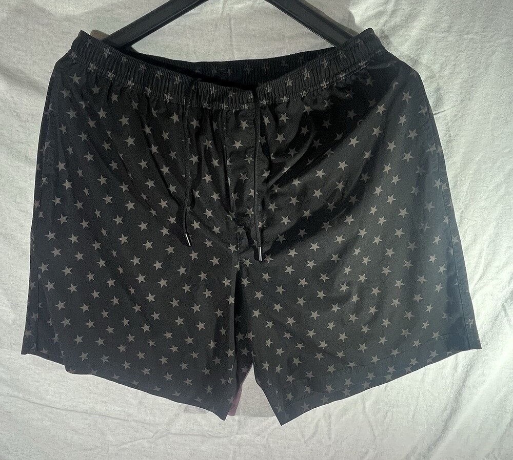Chubbies Men’s XL 7 Inch Inseam Star Print Elastic Waist Swim Trunks